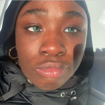 Canguro en Bañolas: Fàtima