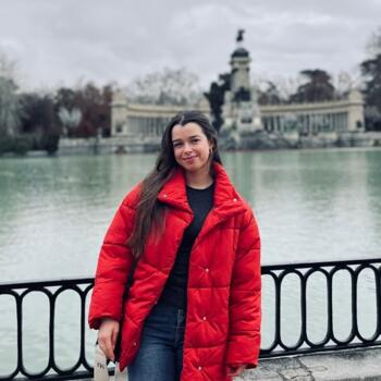 Babysitter em Guimarães: Maria