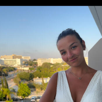 Baby-sitter in Budapest: Eliza