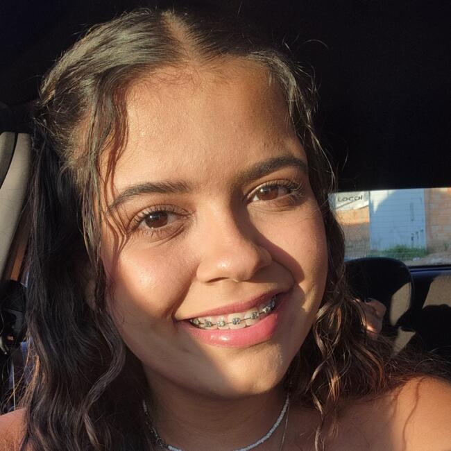 Babá em Uberlândia: Yasmim