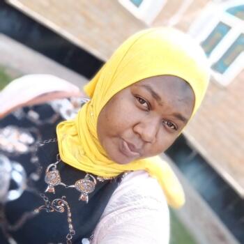 Babysitter in Doha: Hidaya