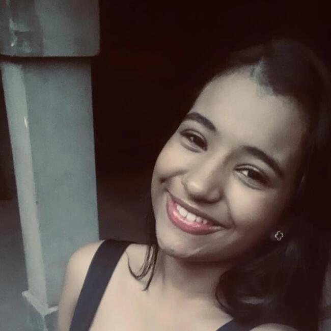 Babysitter in Rondonópolis: Debora