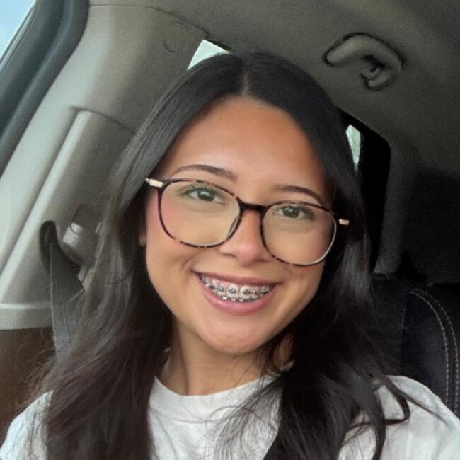 Babysitter in San Antonio: Jazzlyn