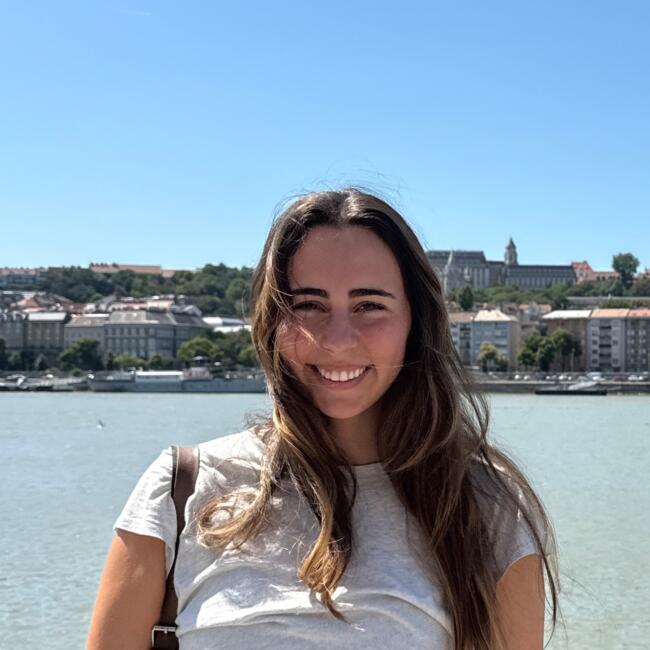 Babysitter in Sydney: Bianca