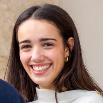 Babysitter in Santarém: Rita