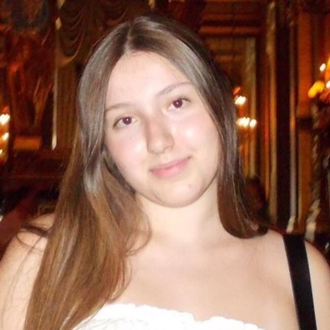 Babysitter em Braga: Maria