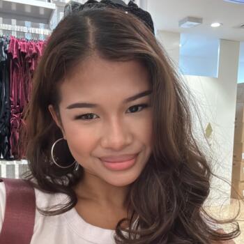 Babysitter Porirua: Elle Mae