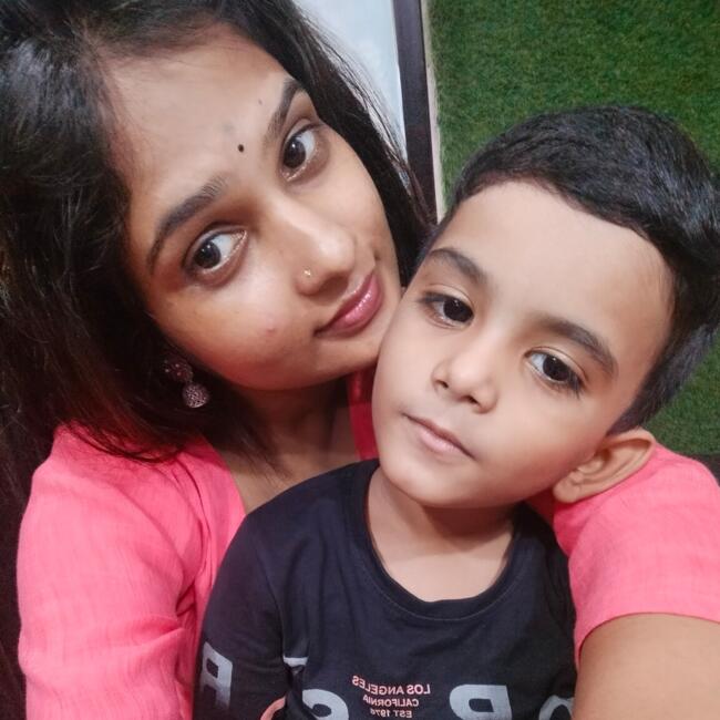 बम्बई में बेबीसिटर: Bharti