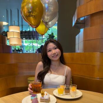 Babysitter in Singapore Island: Keely