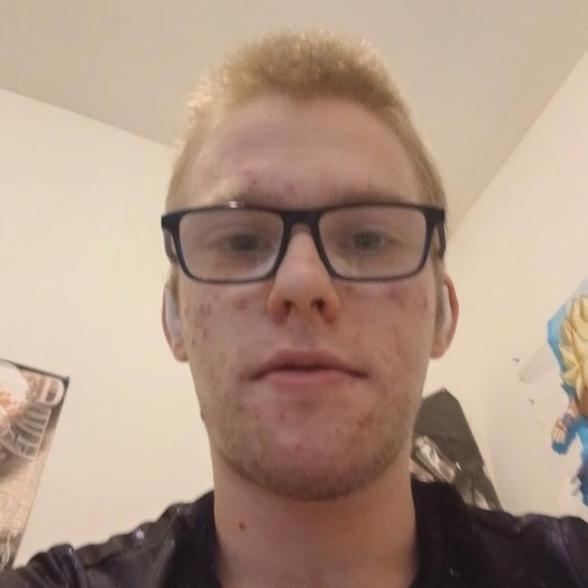 Babysitter in Bruay-la-Buissière: Alexandre