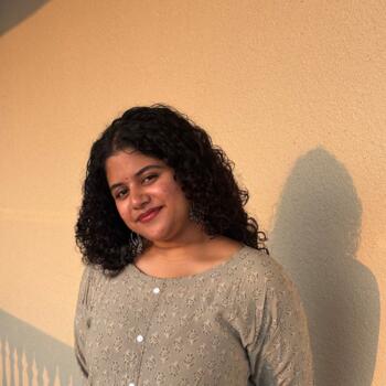 बेबीसिटर पुणे: Aameera