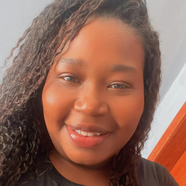 Babysitter in Itaboraí: Jenifer