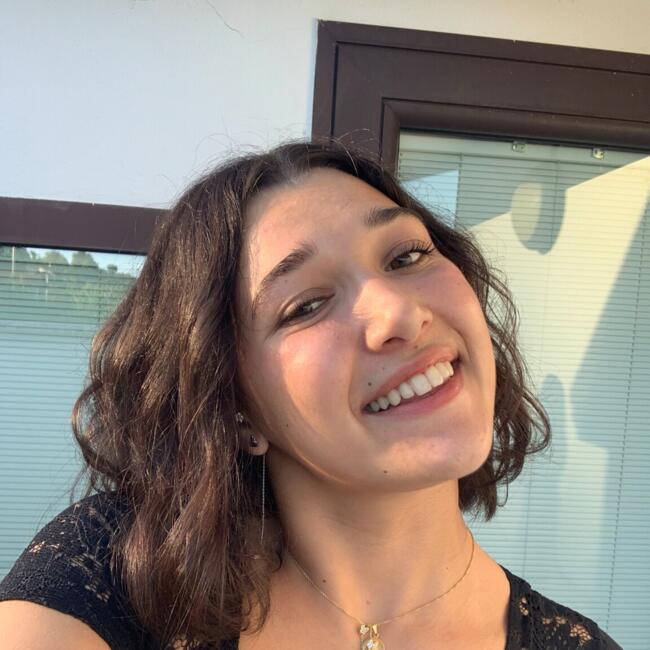 Babysitter in Ferrara: Francesca