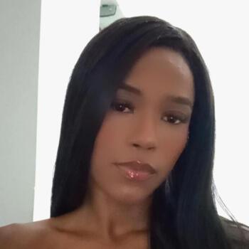 Babysitter João Pessoa: Dhenize