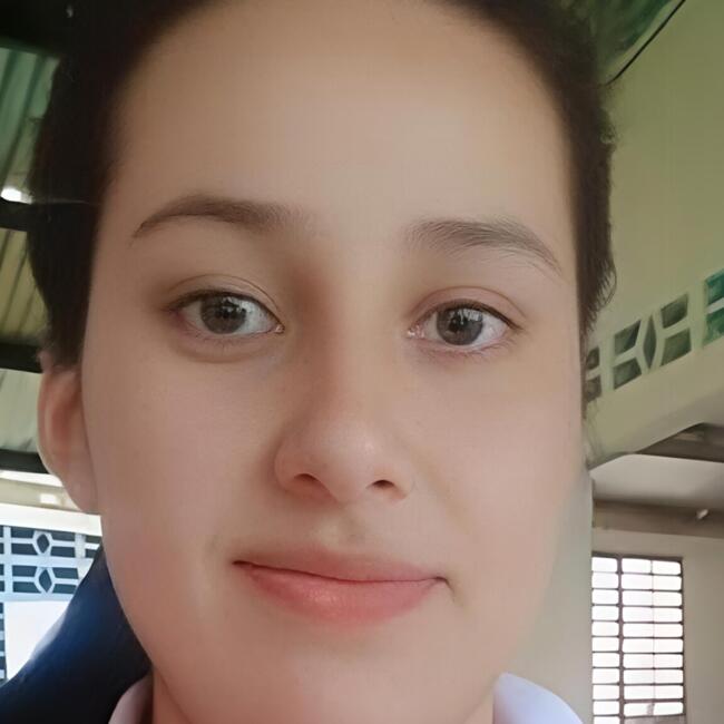 Babysitter in Seville: Yuli