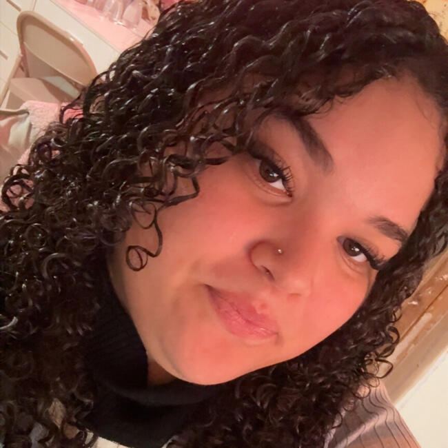 Babysitter in Paterson: Amy