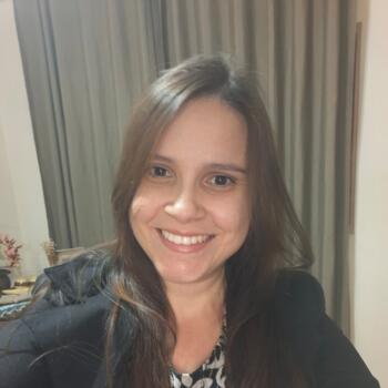 Babysitter in Ribeirão Preto: Letícia