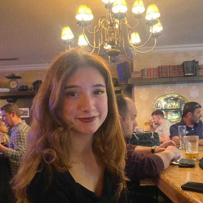 Babysitter in Athens: Alex