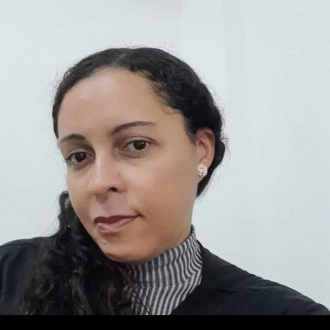 Babá em Cariacica: Elisangela