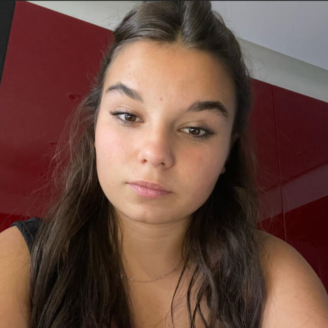 Babysitter in Dingy-en-Vuache: Kiana