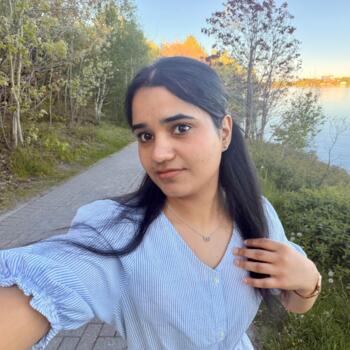 Baby-sitter in Lively: Sukhveer