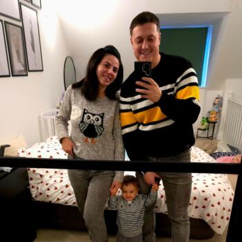 Babysitting job in Banwell: babysitting job Costel