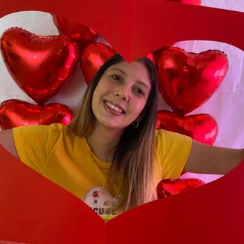 Babysitter Asunción: Ariana