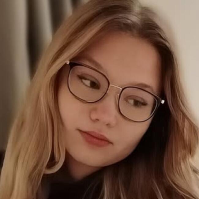Babysitter in Podvinje: Anđelina