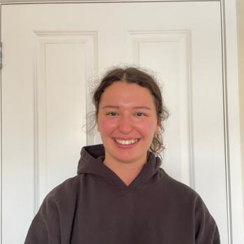 Babysitter in Clarks Beach: Eva