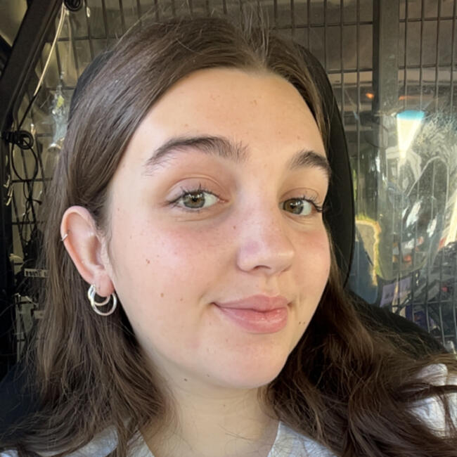 Babysitter in Brisbane: Ruby