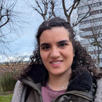 Babysitter in Créteil: Nessrine