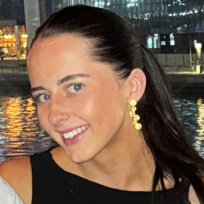 Babysitter in Dublin: Emma