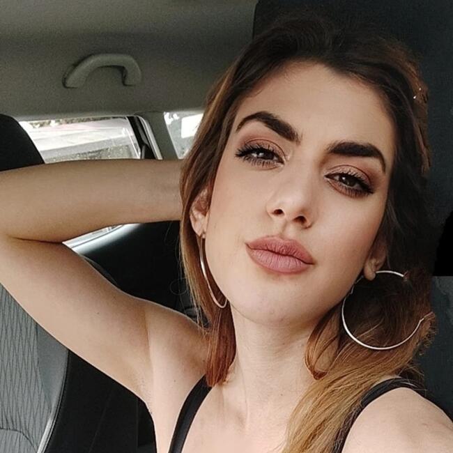 Babysitter στην περιοχή Πειραιάς: Χρυσάνθη