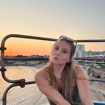 Babysitter in Amanlis: Louane