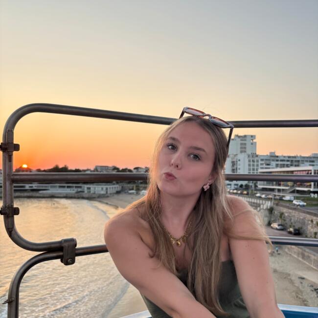 Babysitter in Amanlis: Louane