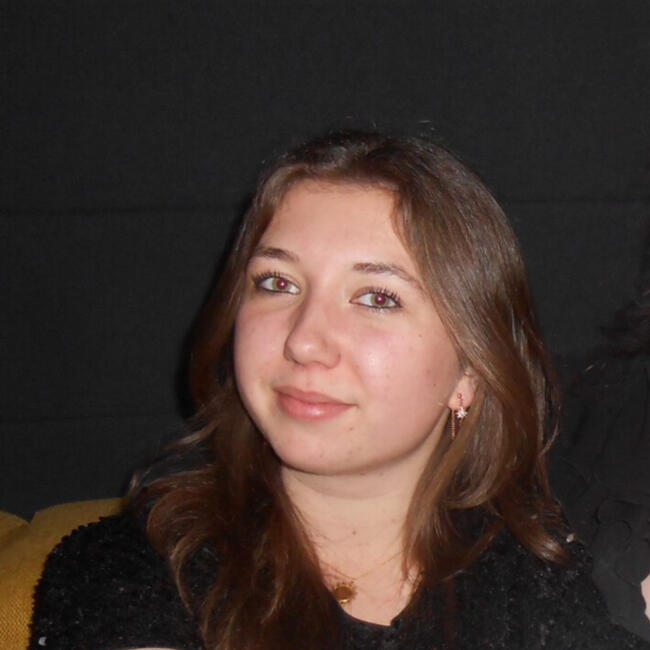 Babysitter in Burdinne: Charlotte