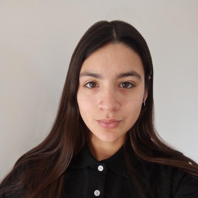 Babysitter in Barrio Almirante Brown: Aurelia