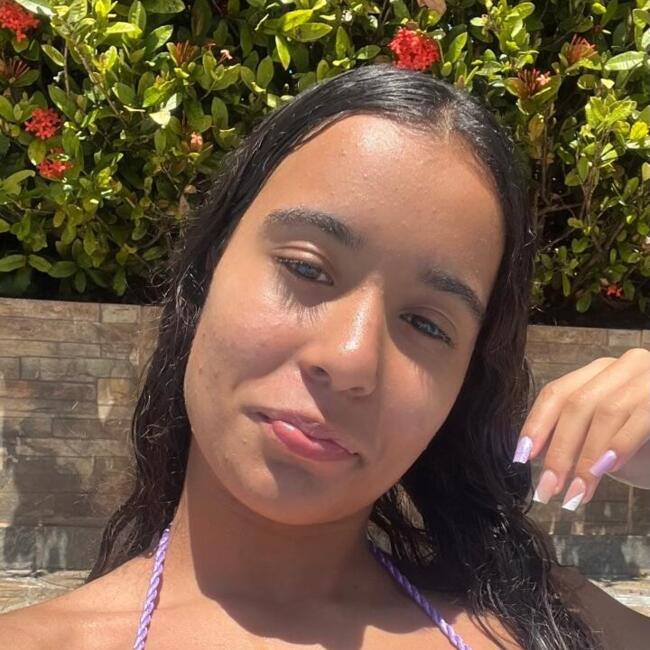 Babysitter in Esmeraldas: Vitória