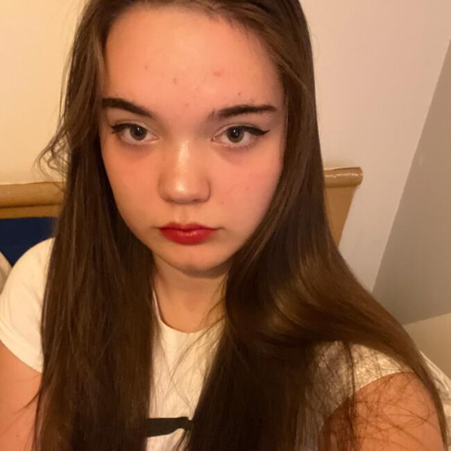 Babysitter in Waremme: Lina