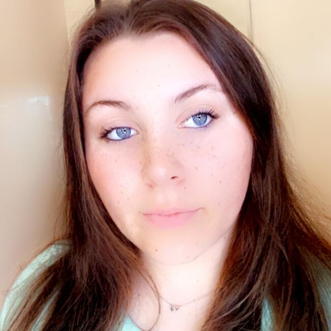 Babysitter in Adelaide: Lillian