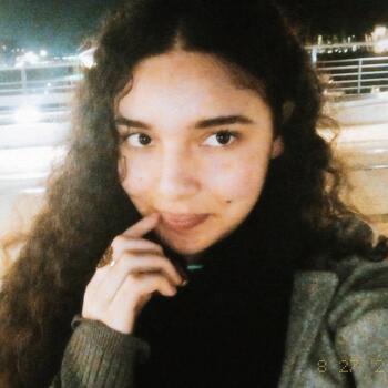 Babysitter in Angers: Amel