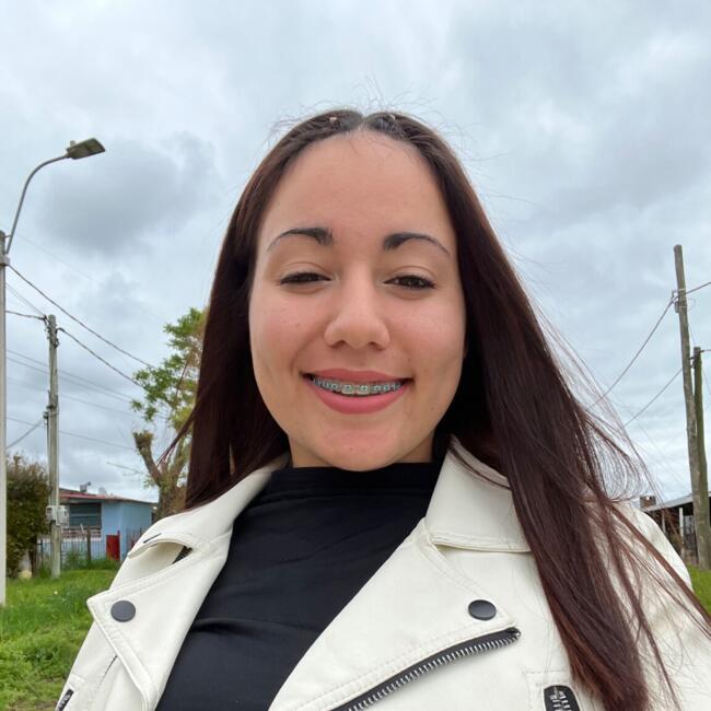 Babysitter in Toledo: Rocio