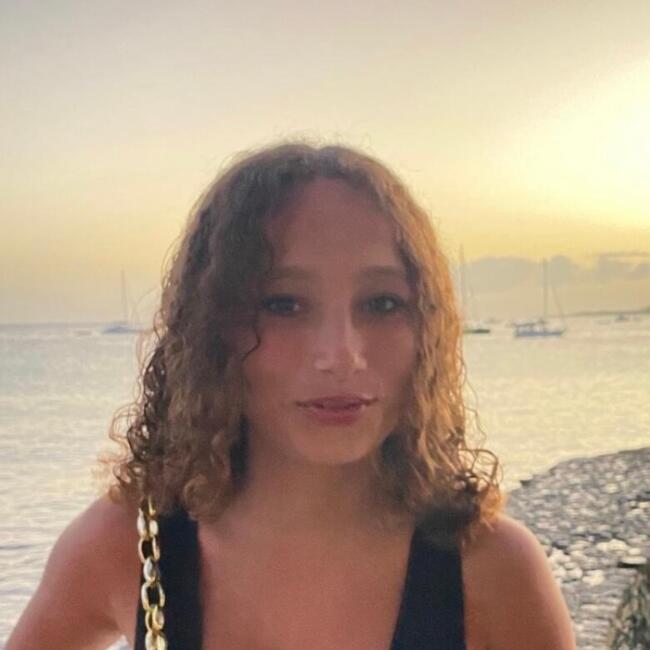 Babysitter in Sint-Lambrechts-Woluwe: Eleonora