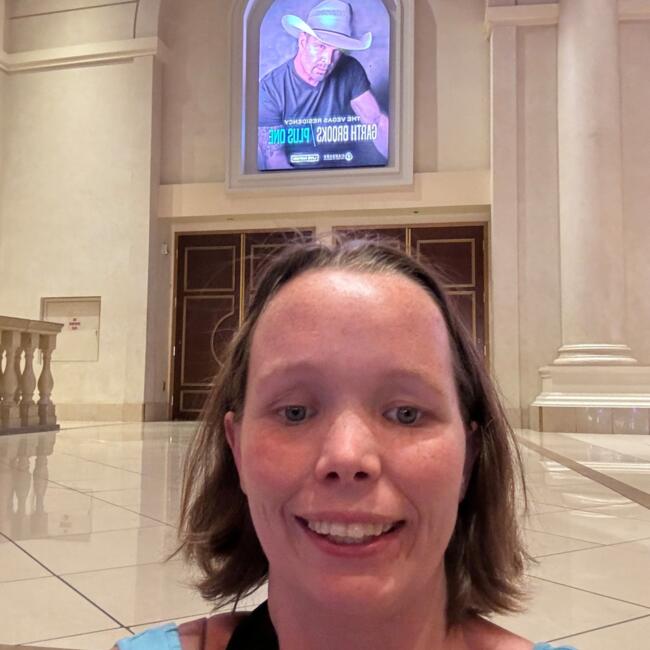 Babysitter in Courtland: Karla