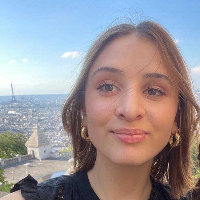 Babysitter in London: Angele