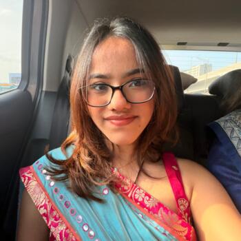Babysitter in Mumbai: Aarna