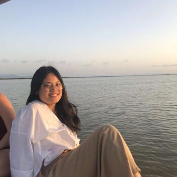 Babysitter in Ichtegem: Louise