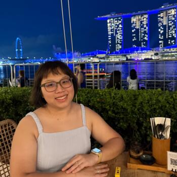 Babysitter in Singapore Island: Sharon Chang
