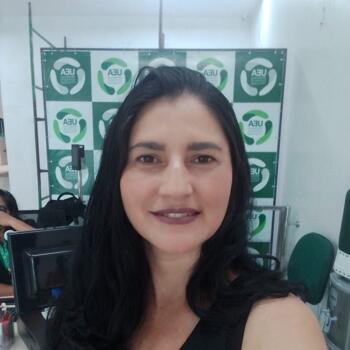 Babysitter Manaus: Aldineia