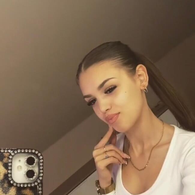 Bébiszitter Csobánka területén: Cintia